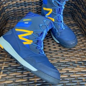 Merrill M Snow Crush blue ankle boy’s boots size 7